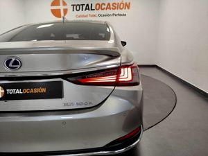 Lexus ES 2.5 300h Executive - Foto 31