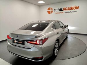 Lexus ES 2.5 300h Executive - Foto 8