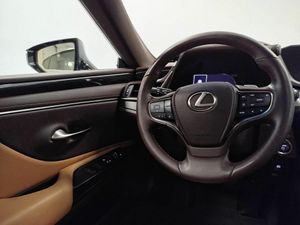 Lexus ES 2.5 300h Executive - Foto 22