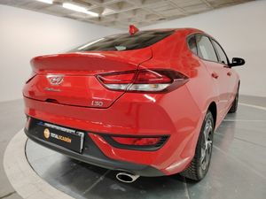 Hyundai i30 1.0 TGDI Essence Fastback LRR - Foto 9