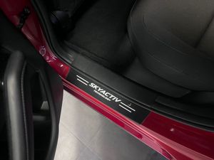 Mazda 3 2.0 SKYACTIV-X ZENITH - Foto 19