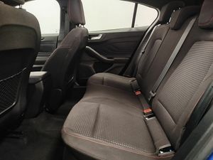 Ford Focus 1.0 Ecoboost MHEV 92kW ST-Line Auto - Foto 39
