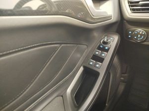 Ford Focus 1.0 Ecoboost MHEV 92kW ST-Line Auto - Foto 34