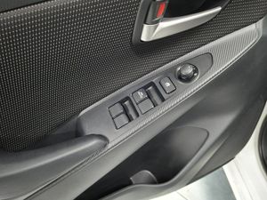 Mazda 2 e-SKYACTIV G 1.5 66kW (90CV) MT Homura - Foto 32