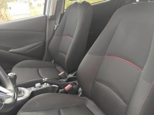 Mazda 2 e-SKYACTIV G 1.5 66kW (90CV) MT Homura - Foto 4