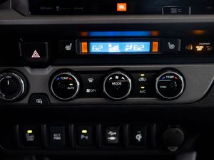 Toyota Pickup TACOMA V6 - Foto 25