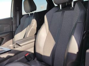 Peugeot 3008 1.5 BlueHDi 96kW (130CV) S&S Allure - Foto 3