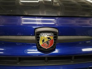 Abarth 500 1.4 16v 121kW Monster Energy Yamaha E6D - Foto 12