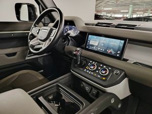 Land-Rover Defender 2.0 D240 SD4 First Edition 110 Auto 4WD - Foto 36