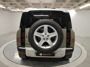 Land-Rover Defender 2.0 D240 SD4 First Edition 110 Auto 4WD - Foto 14