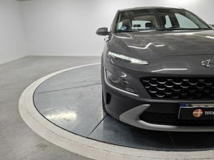 Hyundai Kona 1.0 TGDI Essence 4X2 - Foto 25