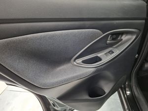 Toyota Yaris Cross 1.5 120H Style - Foto 31