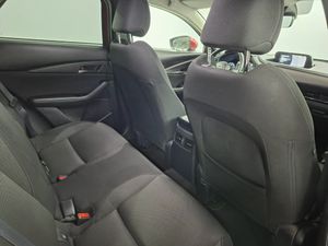 Mazda CX-30 2.0 90 kW 2WD Zenith (sin Pack Bose) - Foto 28