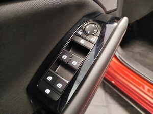 Mazda 3 2.0 e-SKYACTIV-G 90KW HOMURA - Foto 11