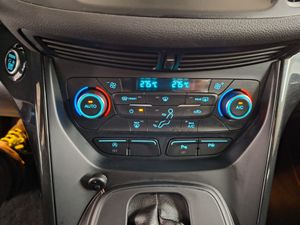 Ford Kuga 1.5 EcoBoost 129kW 4x4 ST-Line Auto - Foto 37