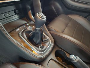 MG ZS 1.5 Luxury - Foto 25