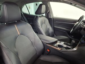 Toyota Camry 2.5 220H Advance - Foto 29