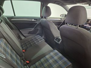 Volkswagen Golf GTE 1.4 TSI e-Power 150kW (204CV) DSG - Foto 24