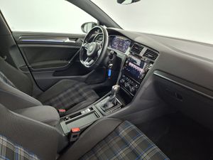 Volkswagen Golf GTE 1.4 TSI e-Power 150kW (204CV) DSG - Foto 18