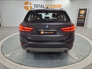 BMW X1 sDrive18dA - Foto 8