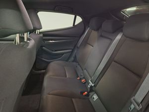 Mazda 3 2.0 e-SKYACTIV-G 90KW EXCLUSIVE-LINE AT - Foto 18