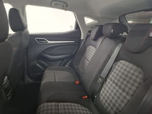 MG ZS 1.0T Comfort Auto - Foto 28