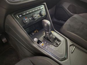 Volkswagen Tiguan Sport 2.0 TDI 110kW (150CV) DSG - Foto 26