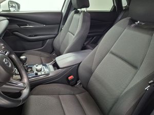 Mazda CX-30 e-SKYACTIV-G 2.0 90 kW 2WD Evolution - Foto 24