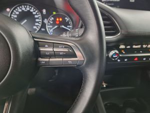 Mazda 3 2.0 e-SKYACTIV-G 88KW HOMURA - Foto 17
