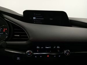 Mazda 3 2.0 e-SKYACTIV-G HOMURA AT - Foto 16