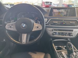 BMW Serie 7 740d xDrive - Foto 8