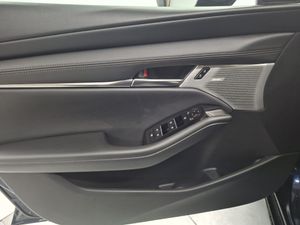 Mazda 3 2.0L e-SKYACTIV X MHEV 137kW 6AT Takumi - Foto 27