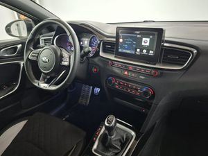 Kia Ceed 1.0 T-GDi 88kW (120CV) GT Line - Foto 12