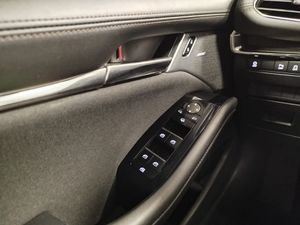 Mazda 3 2.0 e-SKYACTIV-X ZENITH - Foto 23