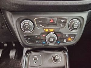 Jeep Compass 1.4 Mair 103kW Limited 4x2 - Foto 17