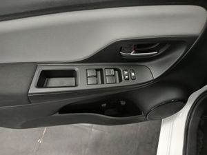 Toyota Yaris 1.3 100 Feel - Foto 27