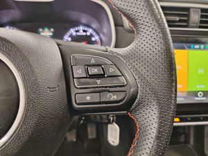 MG ZS 1.5 Comfort - Foto 15