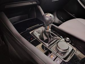 Mazda 3 2.0 SKYACTIV-G 88KW EVOLUTION - Foto 19