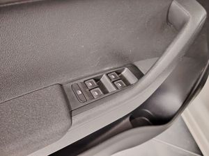 Skoda Fabia 1.0 TSI 70KW (95cv) Ambition Plus - Foto 16