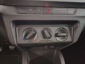 Skoda Fabia 1.0 TSI 70KW (95cv) Ambition Plus - Foto 30