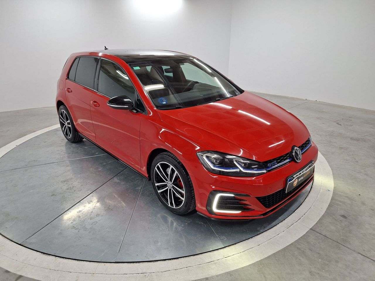 Volkswagen Golf GTE 1.4 TSI e-Power 150kW (204CV) DSG - Foto 1