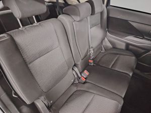 Mitsubishi Outlander 200 MPI Motion CVT 2WD 7 Plazas - Foto 10