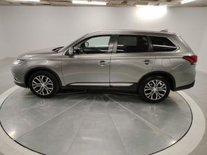 Mitsubishi Outlander 200 MPI Motion CVT 2WD 7 Plazas - Foto 4