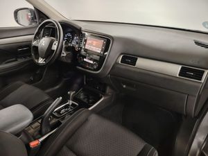 Mitsubishi Outlander 200 MPI Motion CVT 2WD 7 Plazas - Foto 26
