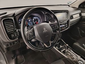 Mitsubishi Outlander 200 MPI Motion CVT 2WD 7 Plazas - Foto 17