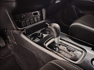 Mitsubishi Outlander 200 MPI Motion CVT 2WD 7 Plazas - Foto 20
