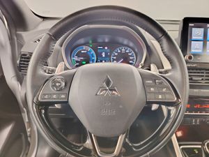Mitsubishi Eclipse Cross 2.4 PHEV Kaiteki Auto 4WD - Foto 13