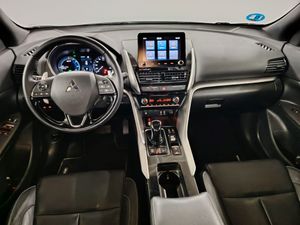 Mitsubishi Eclipse Cross 2.4 PHEV Kaiteki Auto 4WD - Foto 28
