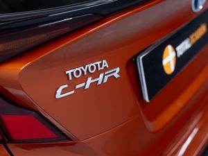 Toyota C-HR 2.0 180H Kaji Edition - Foto 10
