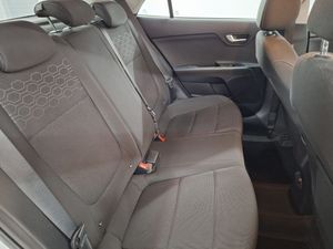Kia Rio 1.0 T-GDi 74kW (100CV) MHEV iMT Drive - Foto 28